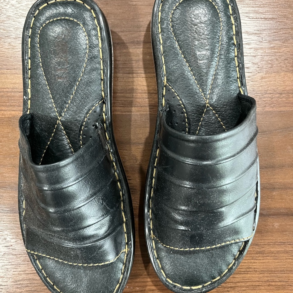 Brand new Born ladies leather sandals